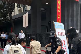 墨西哥球迷批梅西：习惯被帮忙的爱哭鬼 迈阿密下场会拿5个点球